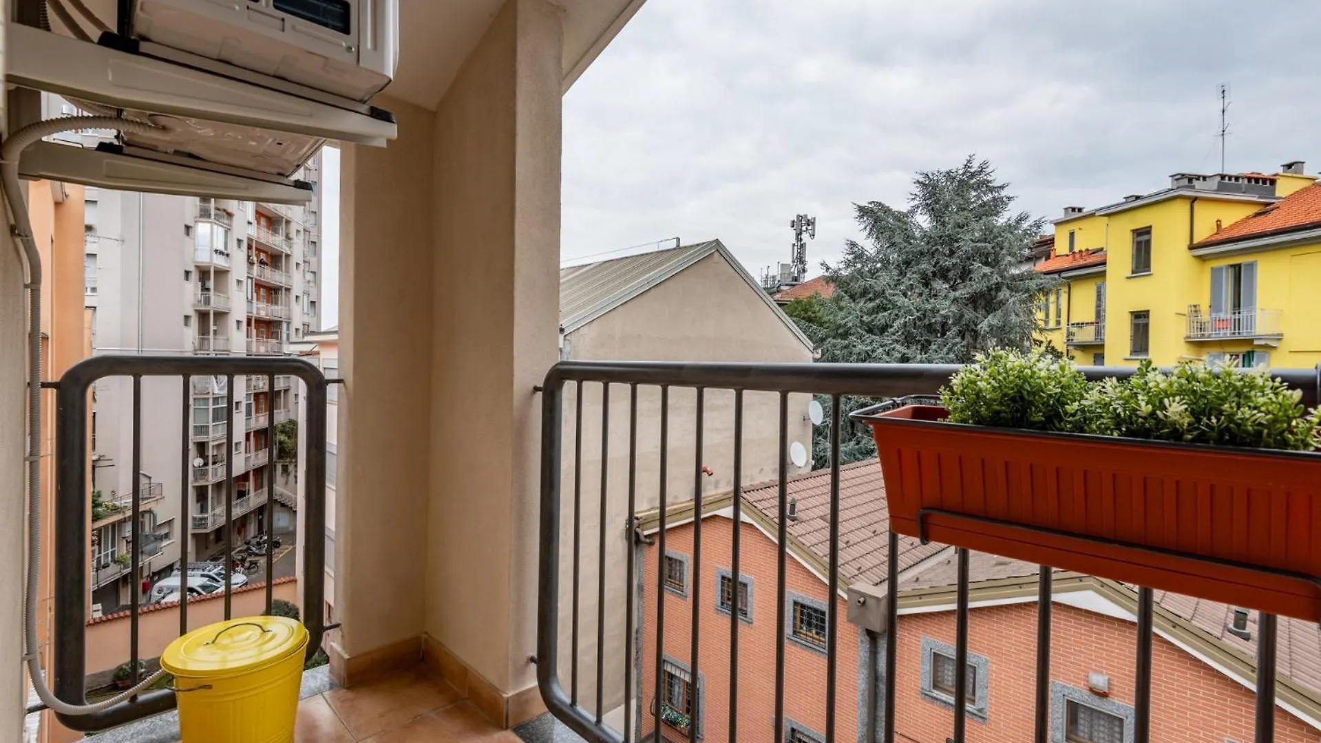 Via Delle Abbadesse 50 4 Pax Wi-Fi Apartment Milan