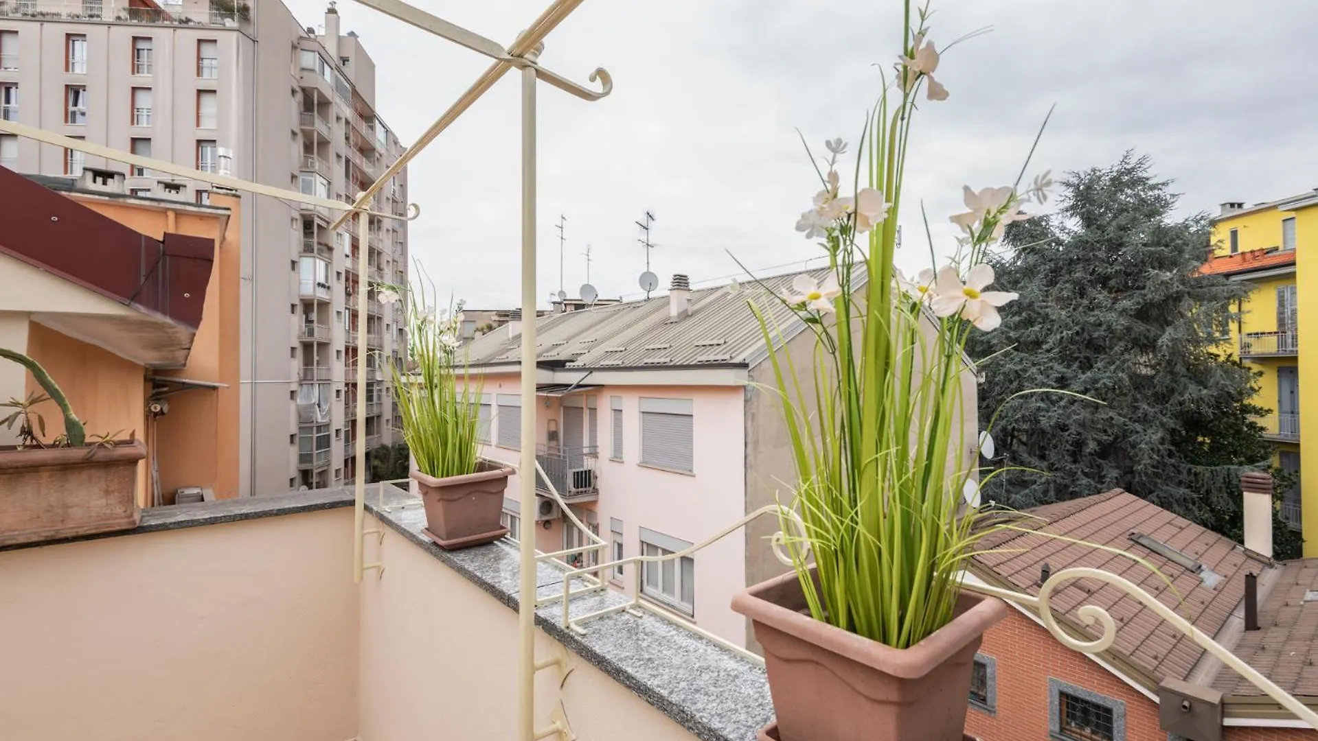 Via Delle Abbadesse 50 4 Pax Wi-Fi Apartment Milan